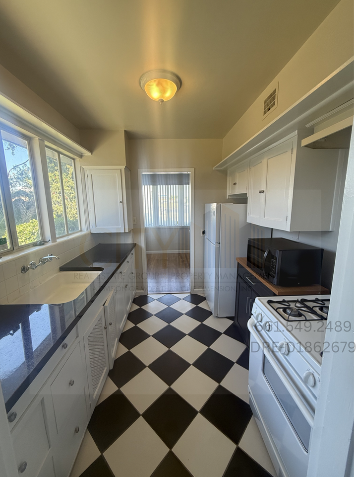 2315 E St #2315 - Photo 6 of 10