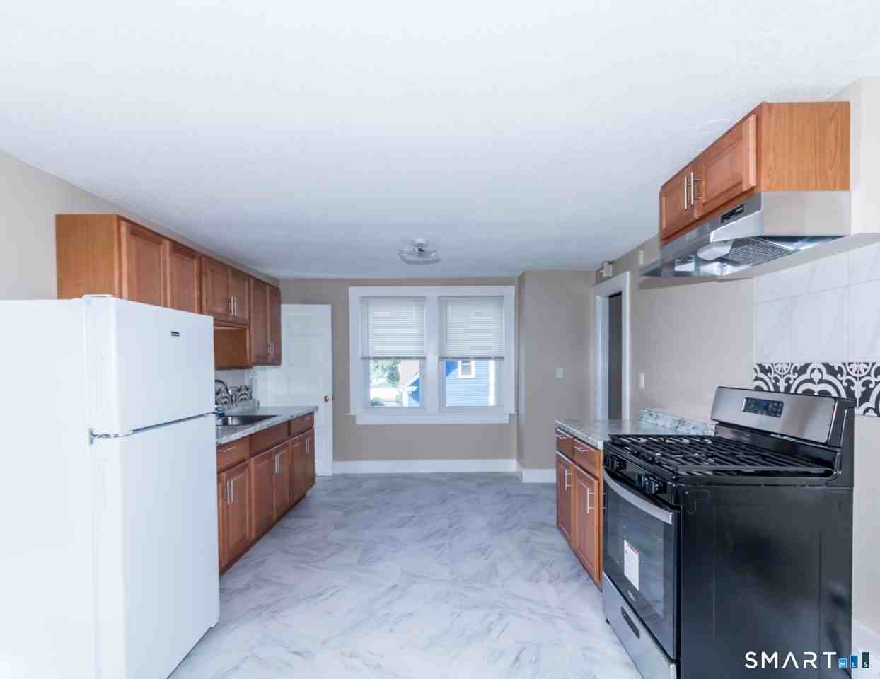 34 Ward St ## 38 - Photo 6 of 14