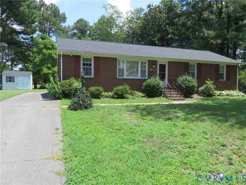 8090 Dunwoody Rd - Photo 2 of 15