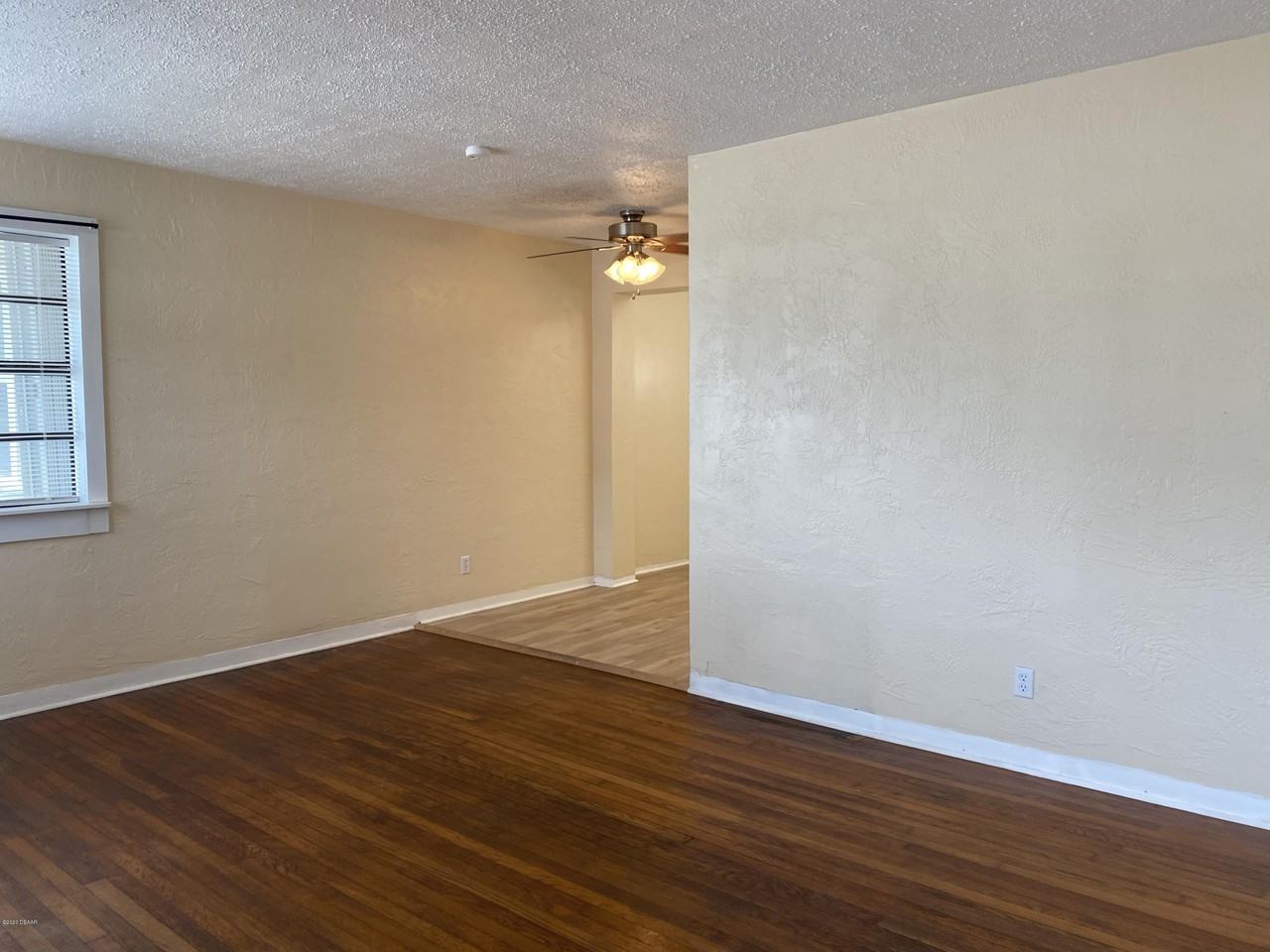607 Jessamine Blvd #2 - Photo 3 of 21