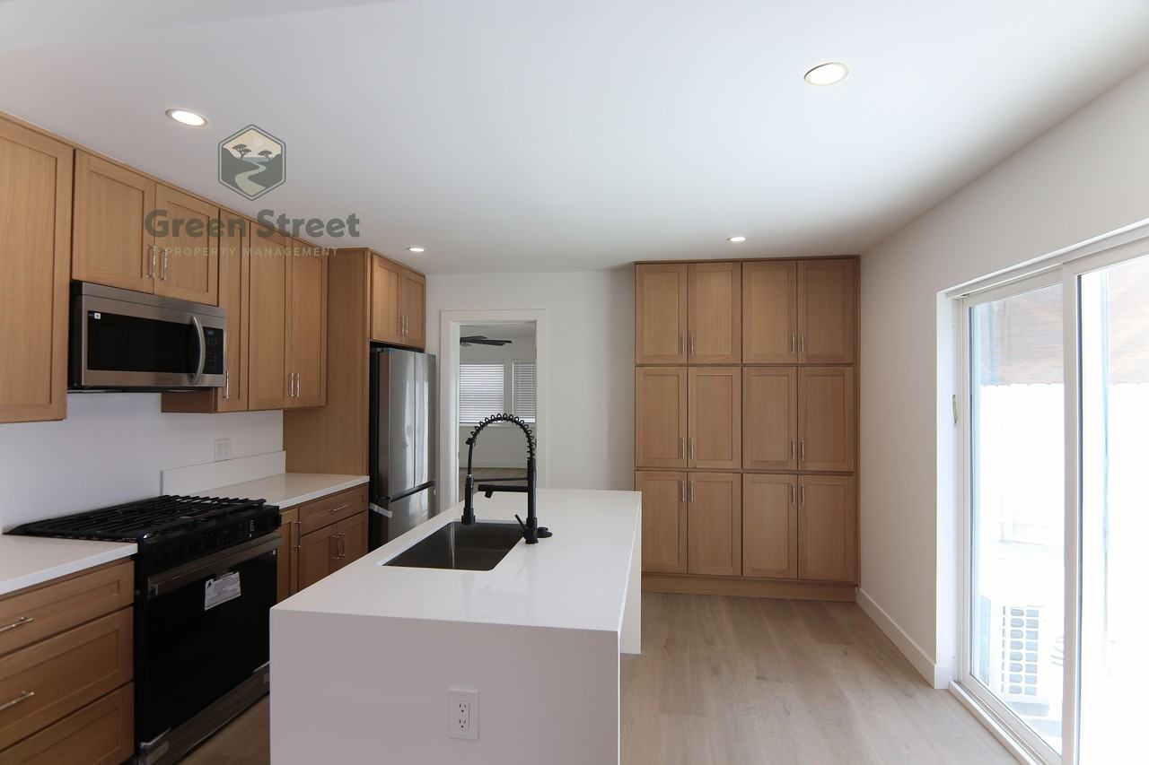 6831 Amherst St #1 - Photo 7 of 50