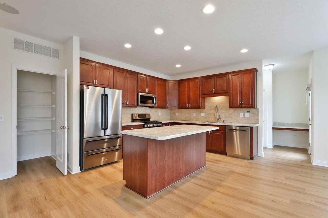 6138 Prosen Dr - Photo 5 of 12