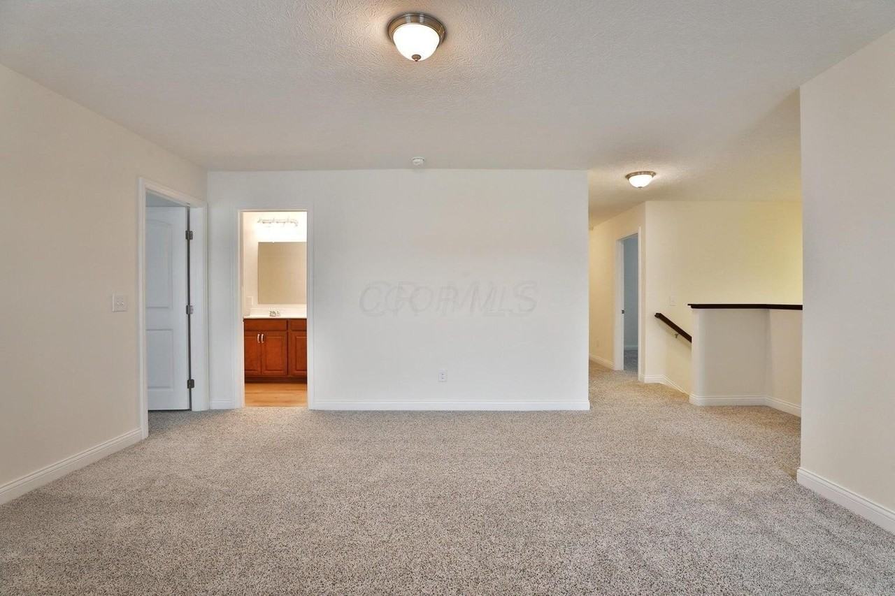 6138 Prosen Dr - Photo 6 of 12