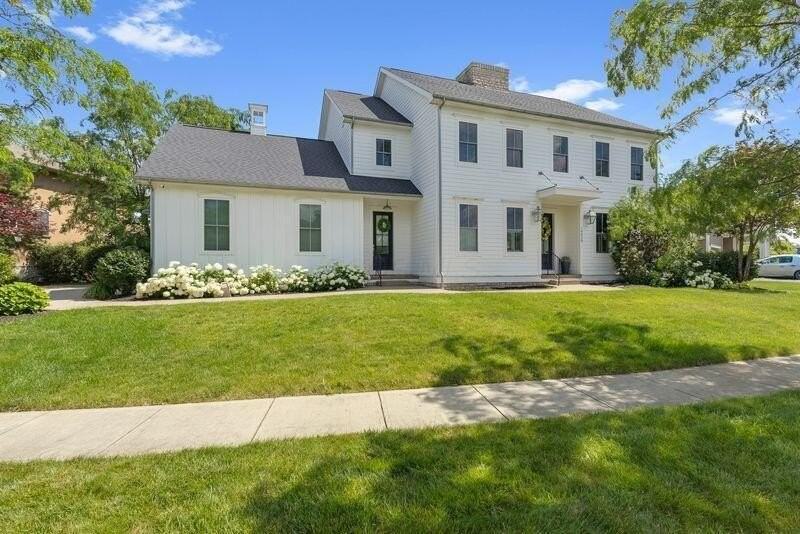 10420 Pagoda Way - Photo 2 of 50