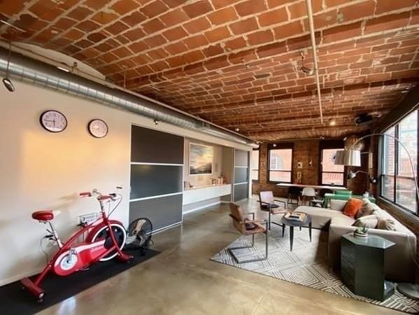 121 Beach St Unit 123 - Photo 4 of 13