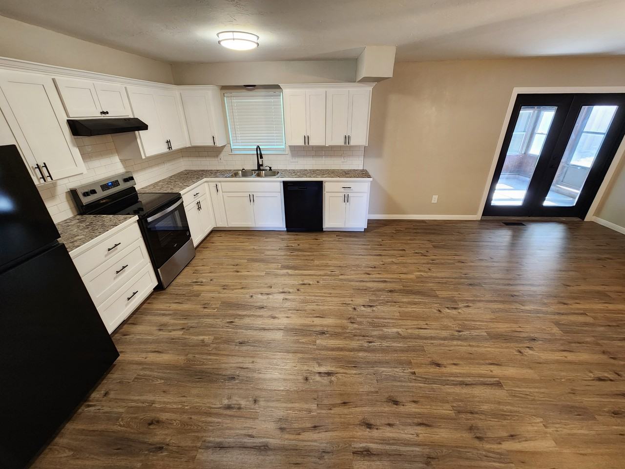 13770 County Road 1556 #1 - Photo 4 of 19