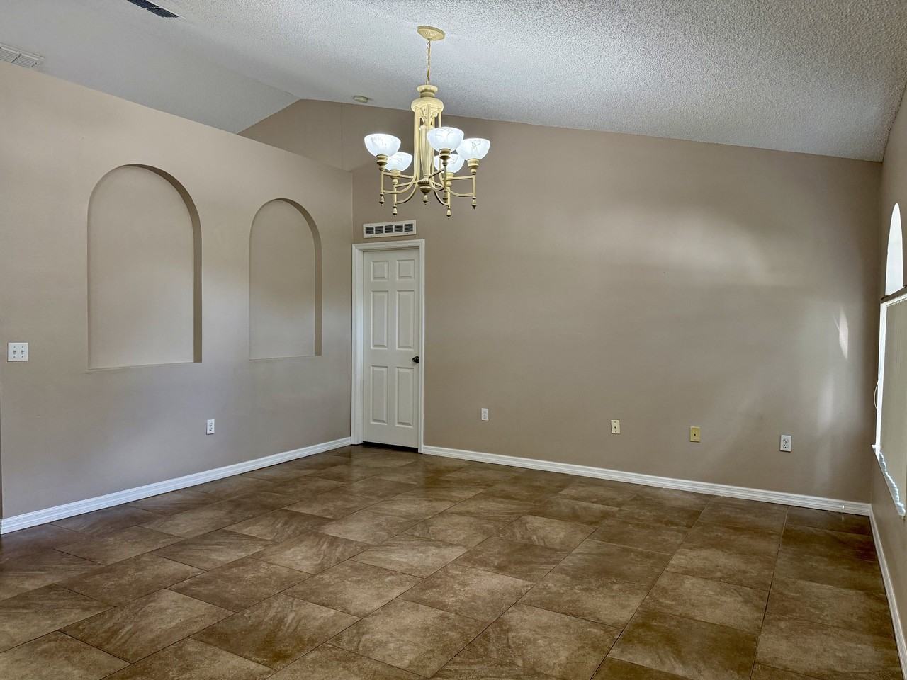 1924 Maury Rd #1 - Photo 2 of 23