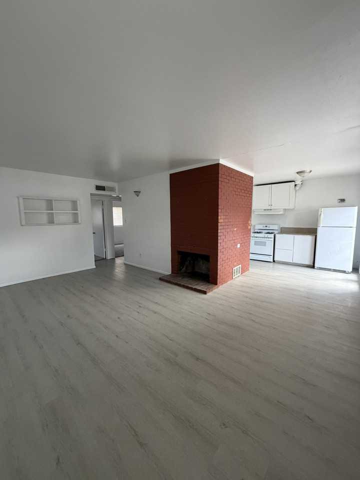 1510 Amherst Dr Se #1510 - Photo 4 of 21