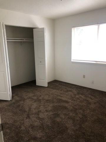 2149 Nw Heidi Ln #C - Photo 7 of 12