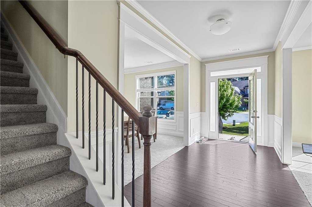 3204 Ivy Farm Path - Photo 6 of 33