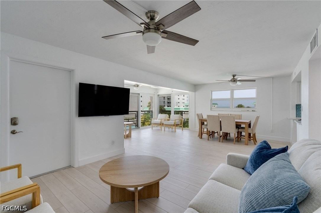 6500 Estero Blvd #H302 - Photo 4 of 22