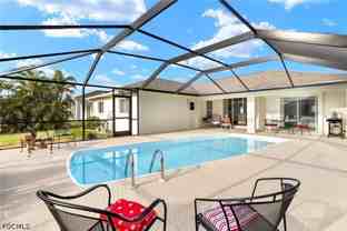 2305 Sw 19th Pl - Photo 1 of 1