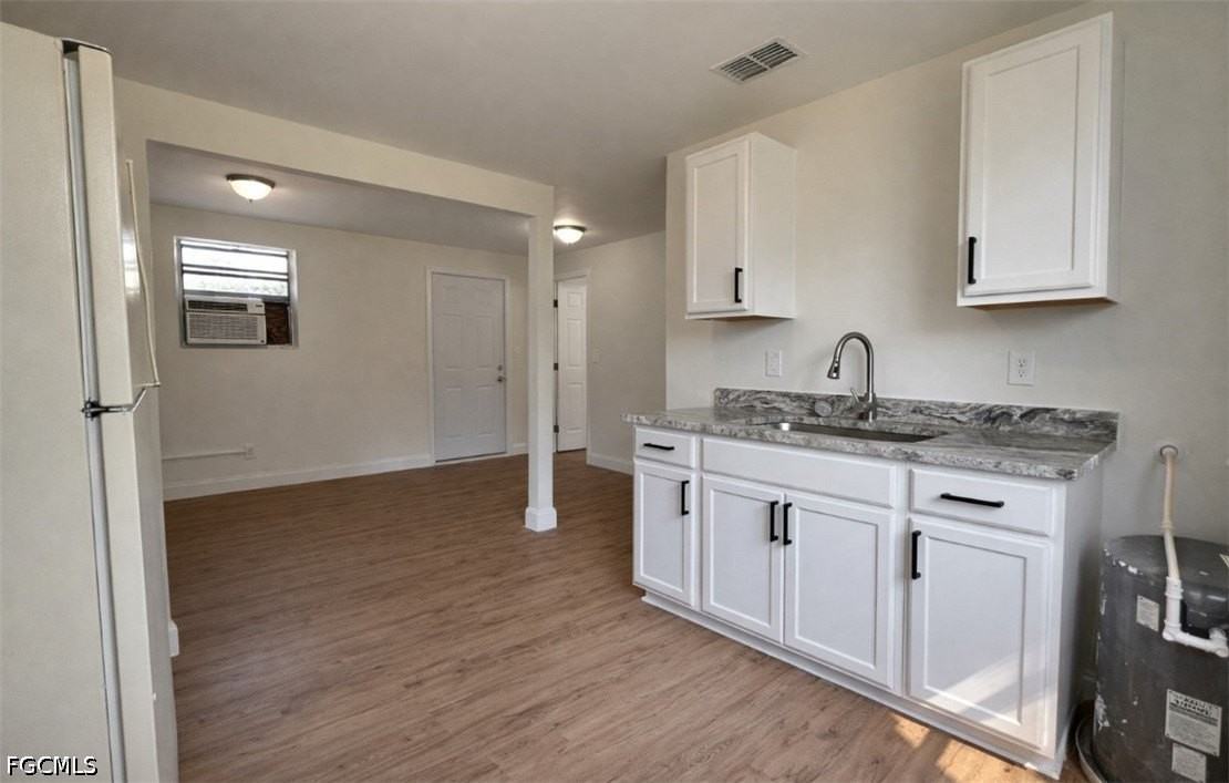 569 Nuna Ave - Photo 5 of 12