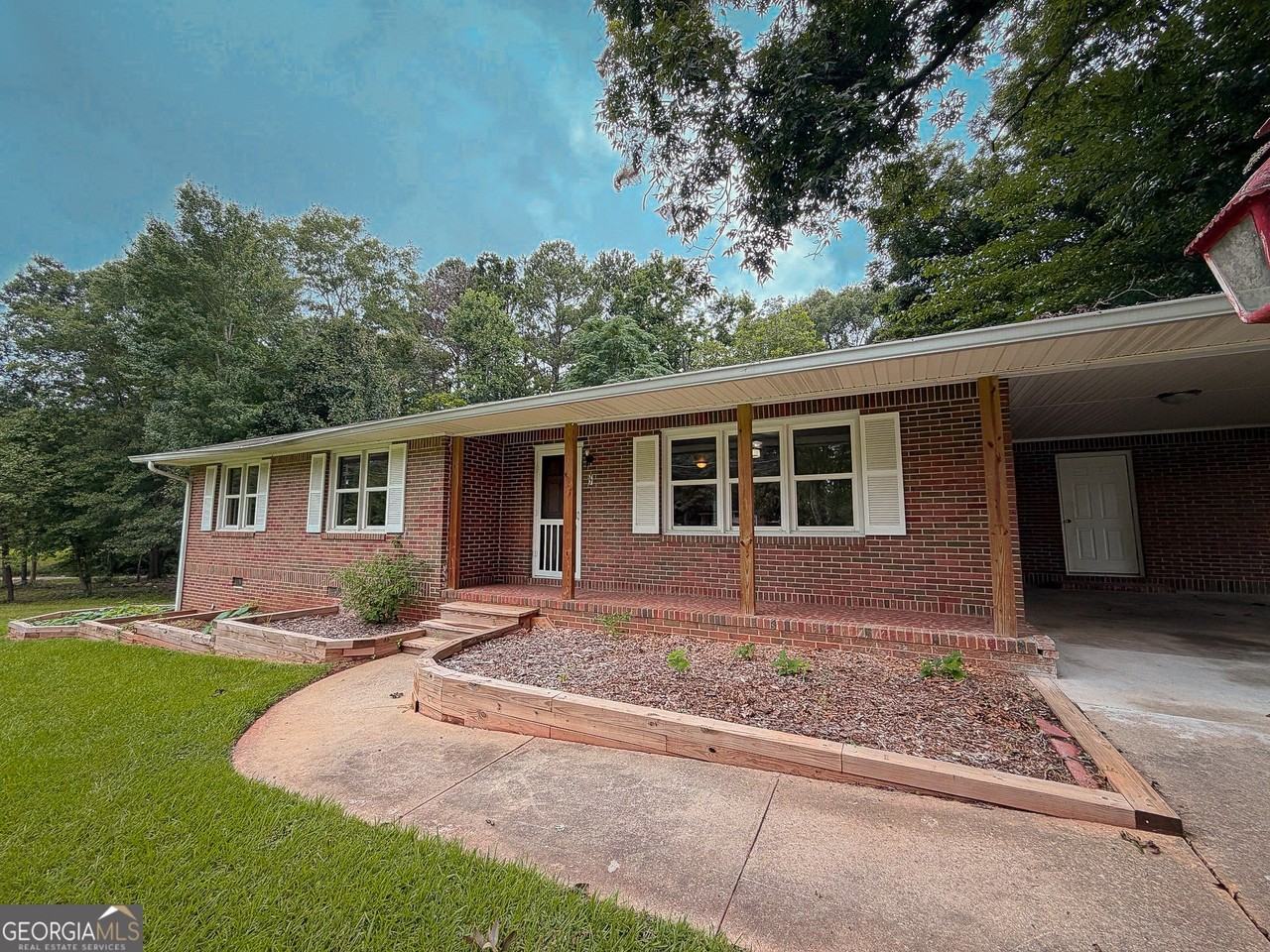 77 Franklin Rd - Photo 5 of 38