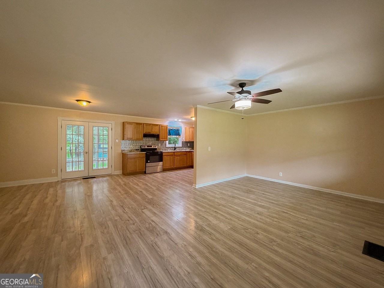77 Franklin Rd - Photo 7 of 38