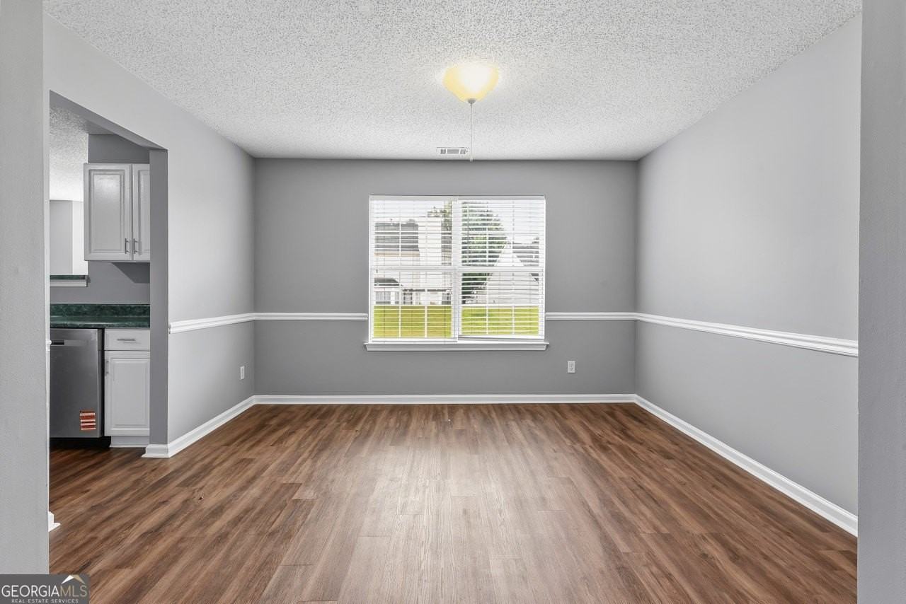 11925 Spring Lake Way - Photo 6 of 27
