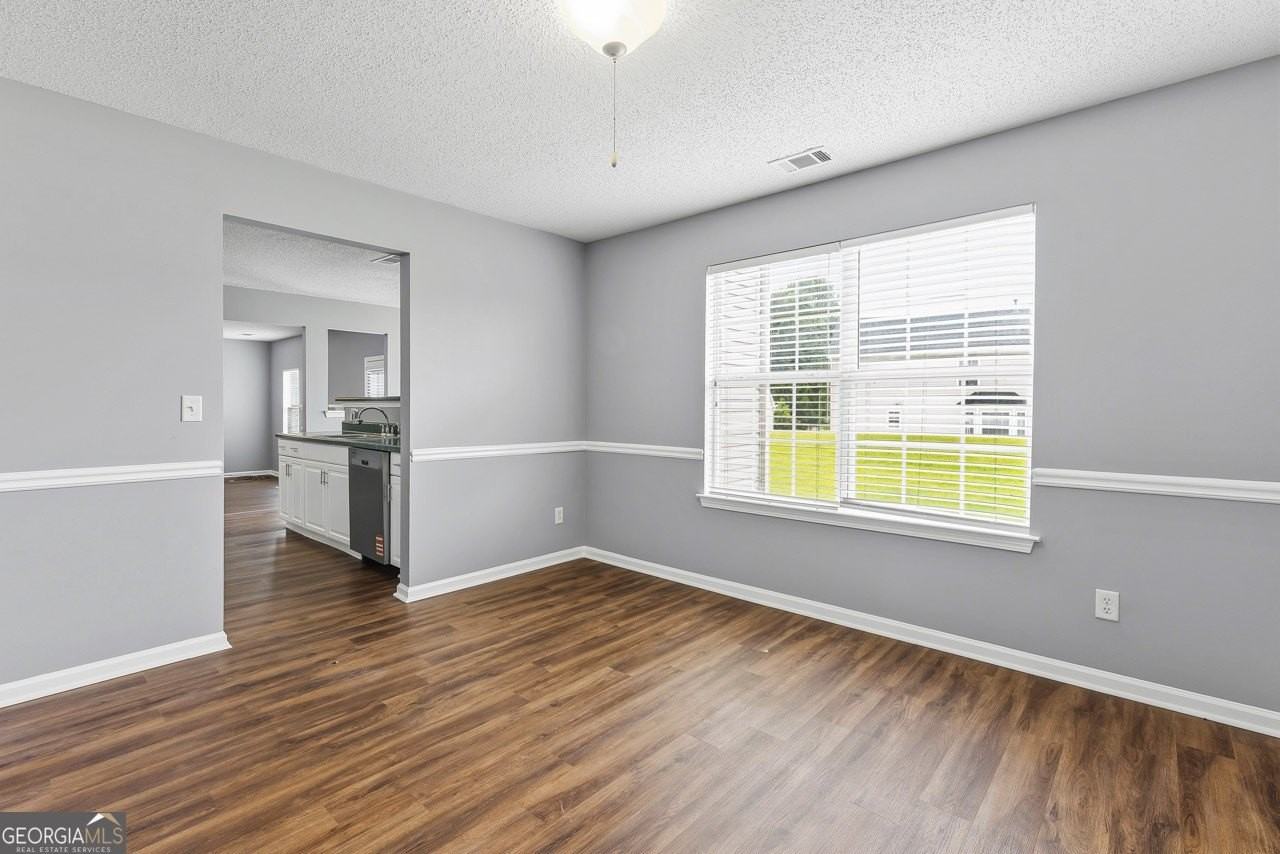 11925 Spring Lake Way - Photo 7 of 27