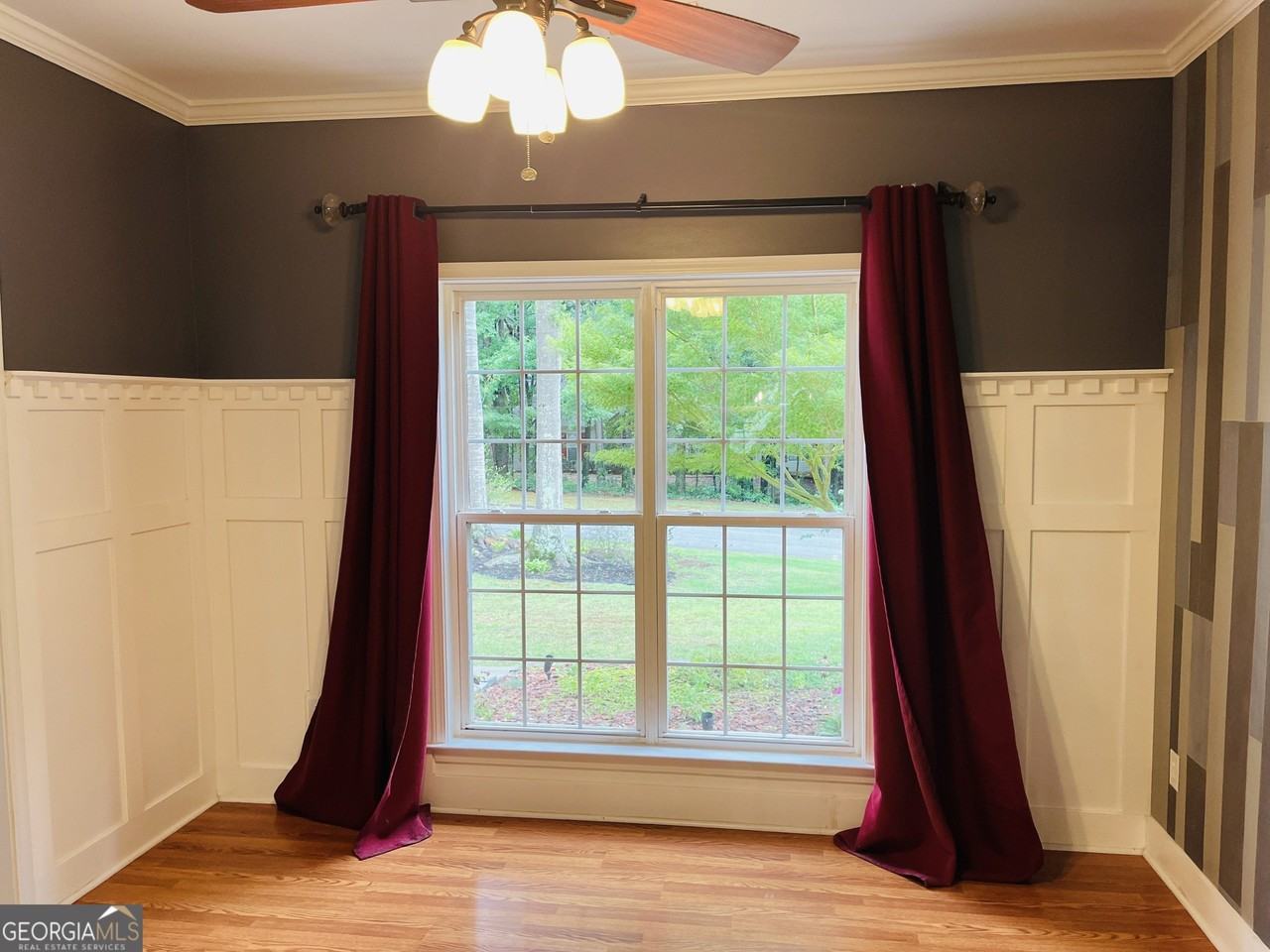 55 Tyler Woods Dr - Photo 5 of 50