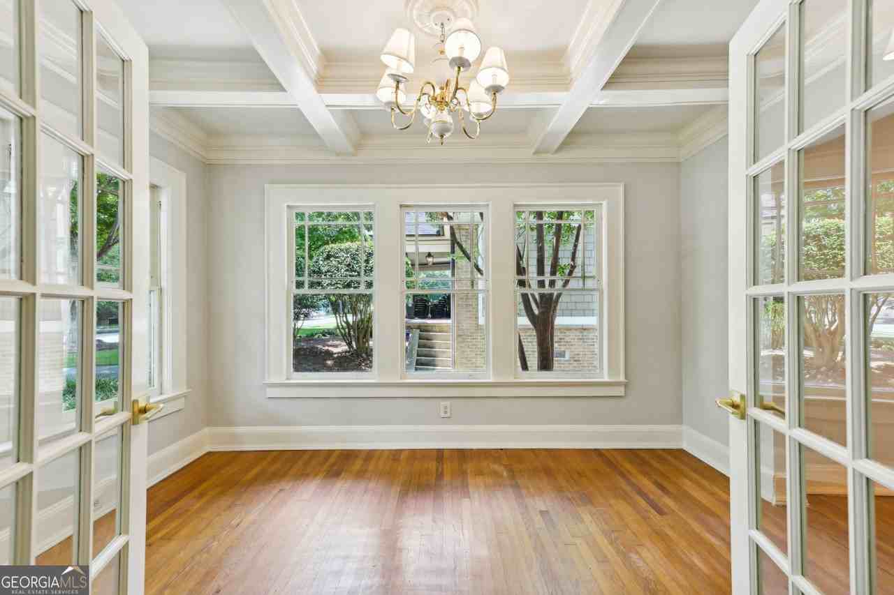 1500 N Highland Ave Ne - Photo 7 of 33