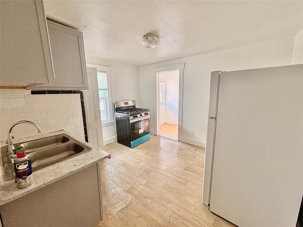 19 Field St #2 - Photo 5 of 12