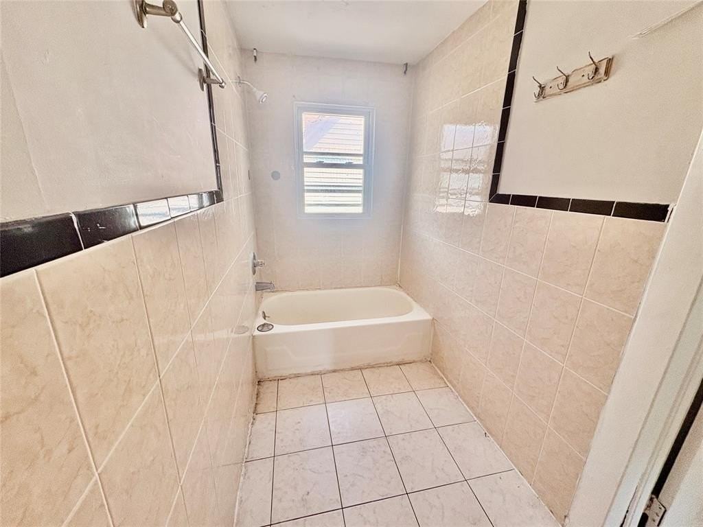 19 Field St #2 - Photo 7 of 12