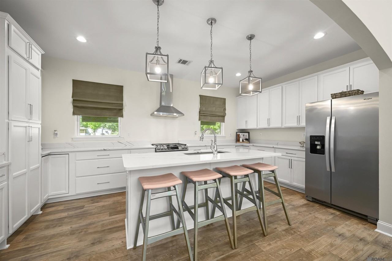 18656 Magnolia Est - Photo 3 of 14