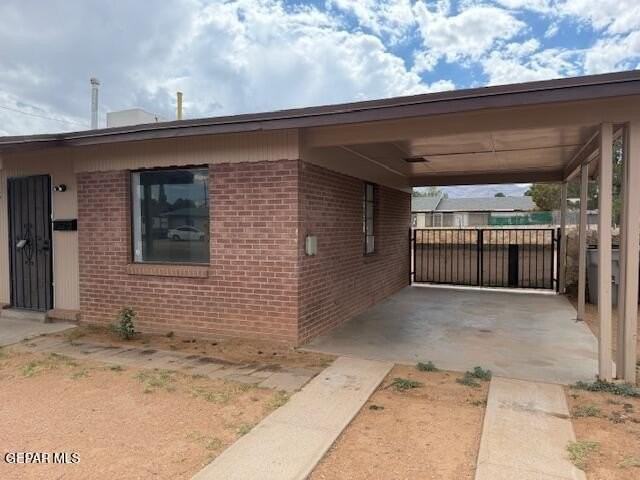 9523 Charleston St - Photo 2 of 23