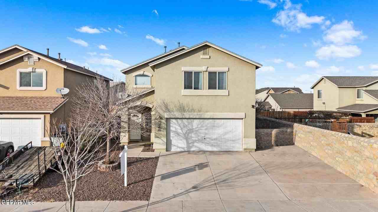 7045 Eagle Nest Ct - Photo 2 of 43