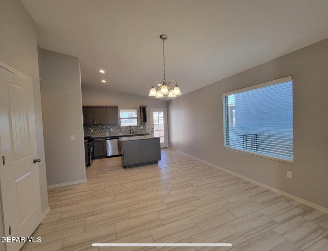 15017 Dream Ct - Photo 6 of 29