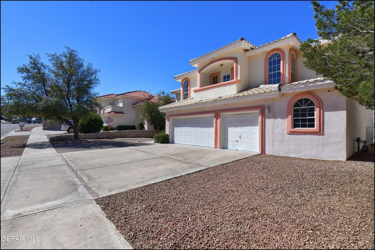 6123 La Posta Dr - Photo 6 of 50
