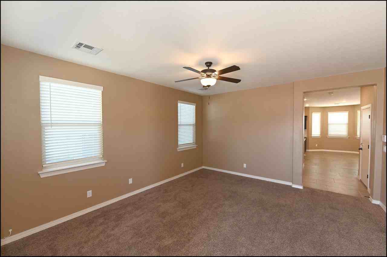 4628 Marisabel Azcarate St - Photo 4 of 45