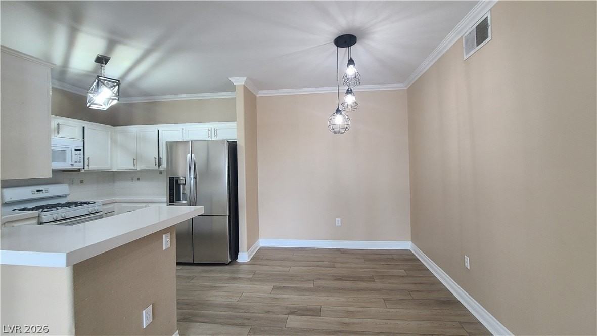 1300 S Arlington St #202 - Photo 5 of 33
