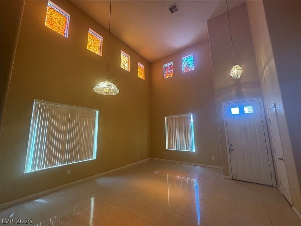 302 Turtle Peak Ave - Photo 3 of 11