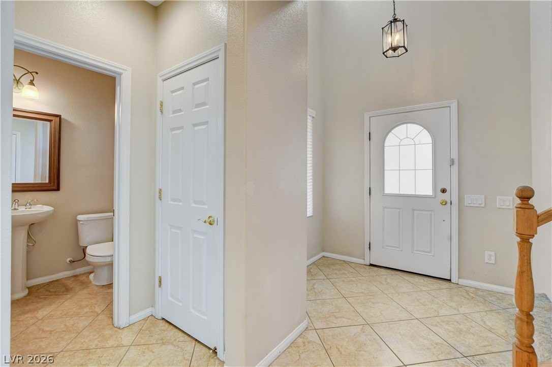 10474 Howling Coyote Ave - Photo 7 of 50