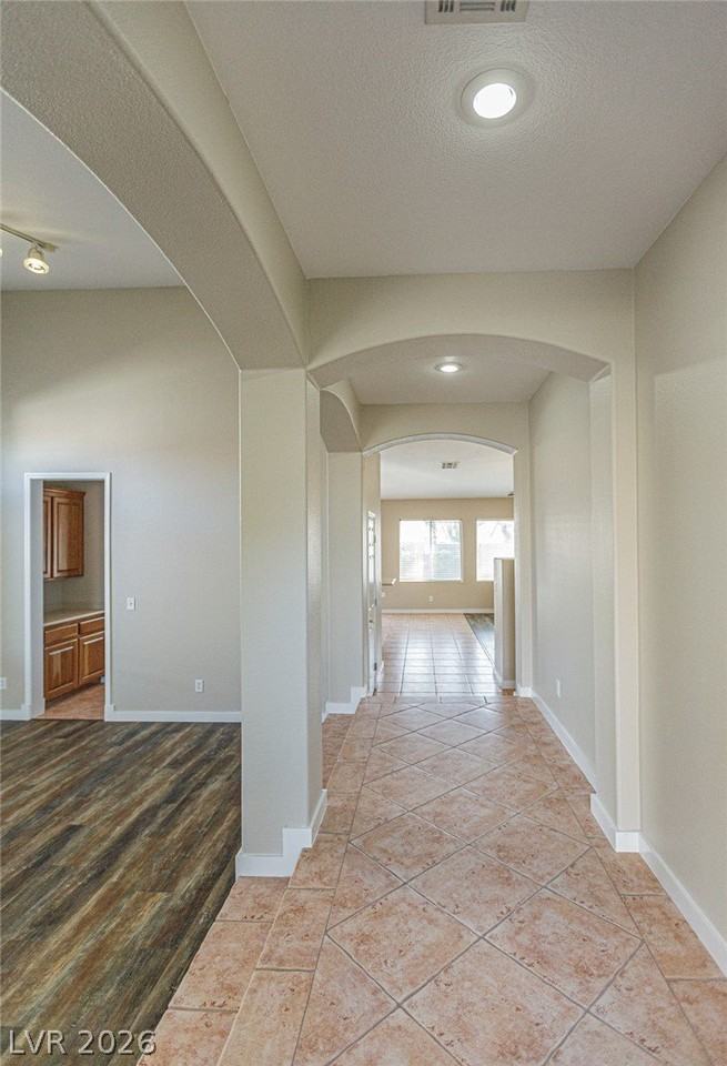 1344 Temporale Dr - Photo 4 of 35