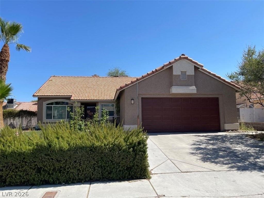 5905 April Ln - Photo 2 of 31