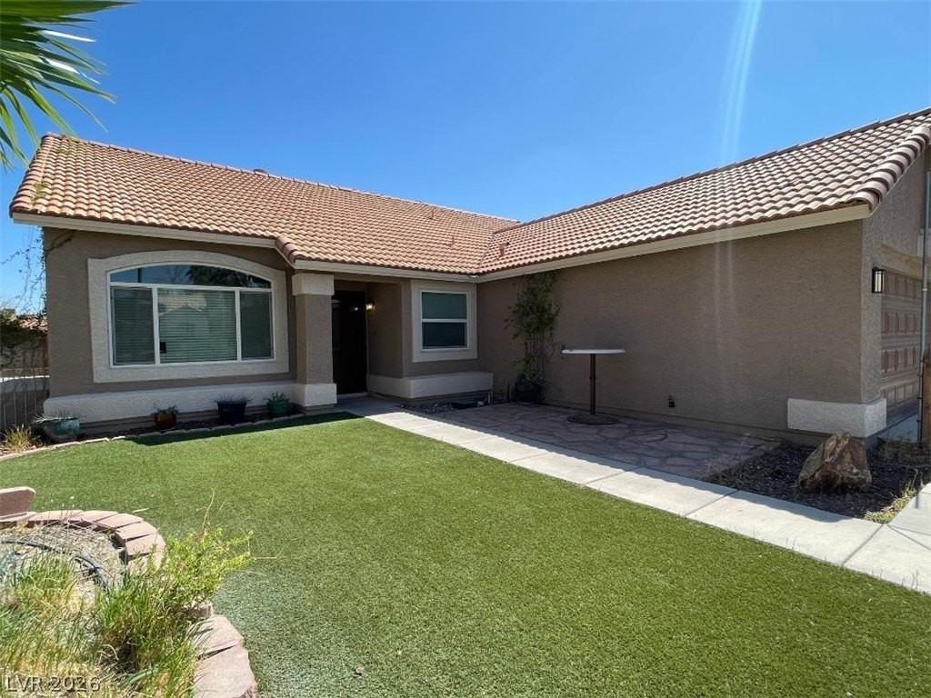 5905 April Ln - Photo 3 of 31