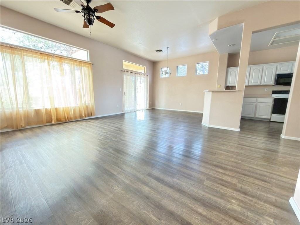 10433 Snyder Ave - Photo 4 of 19