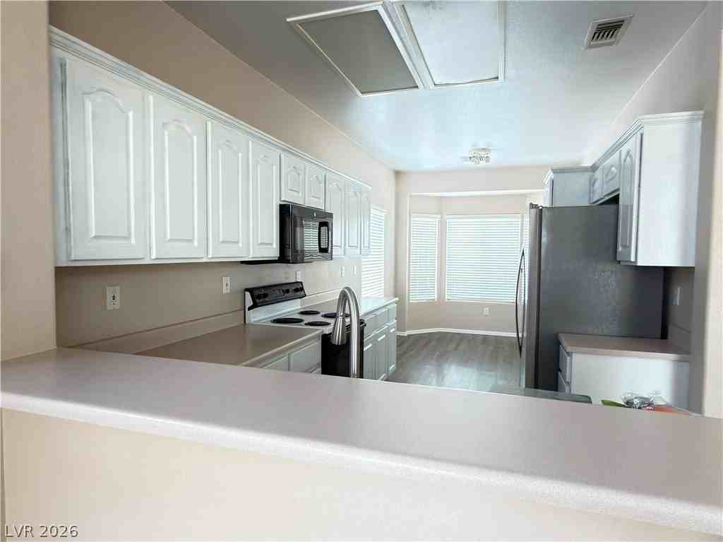 10433 Snyder Ave - Photo 5 of 19