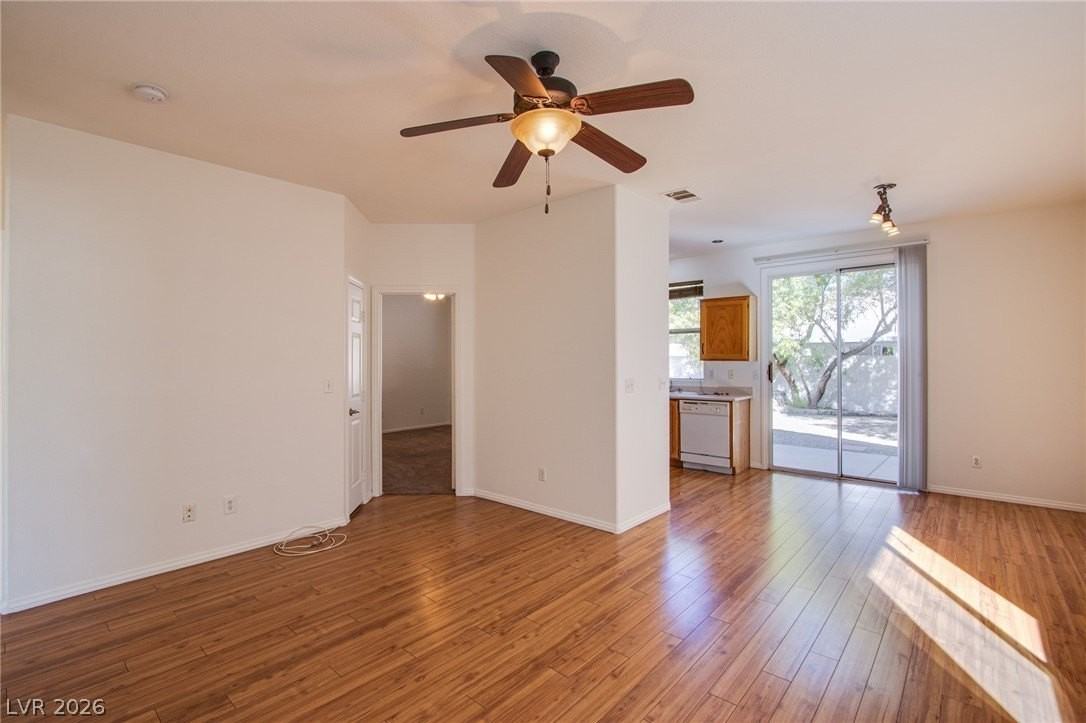 8836 Iron Hitch Ave - Photo 4 of 21