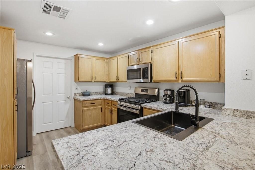 10231 Deerfield Beach Ave #102 - Photo 5 of 15