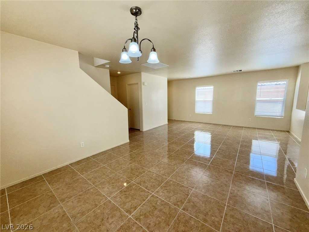 11225 Sandrone Ave - Photo 5 of 30