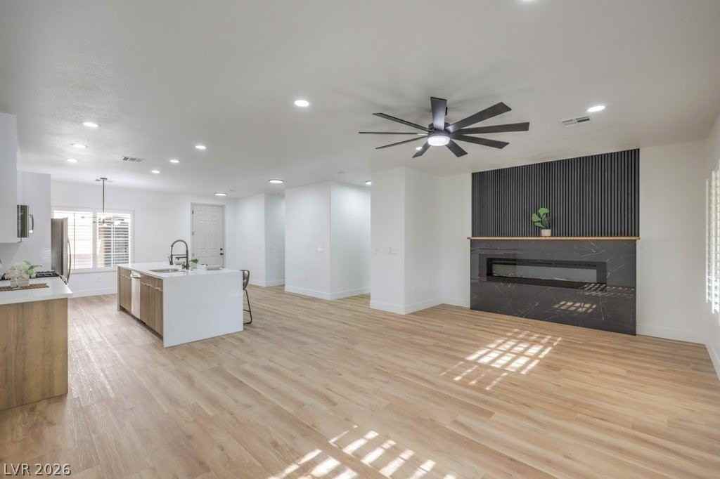 2183 Cumberland Hill Dr - Photo 2 of 44