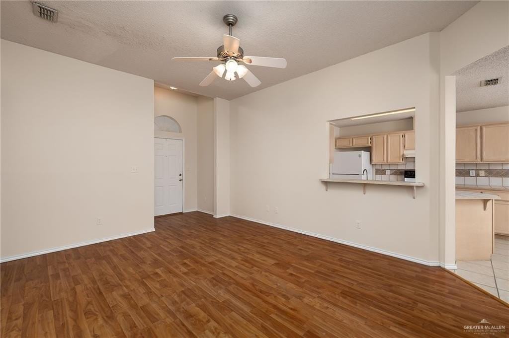 3247 Campanario Cir - Photo 4 of 13