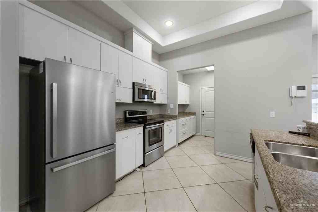 1807 S Villa Real Dr - Photo 6 of 19