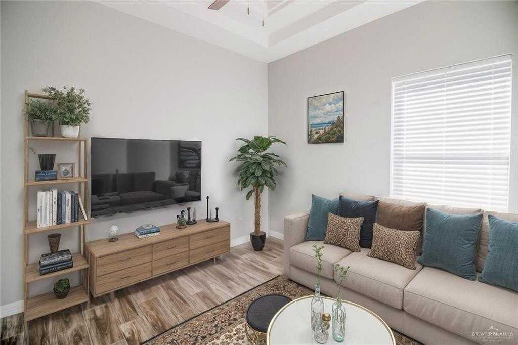 905 W Sunset Valley St #1 - Photo 4 of 14