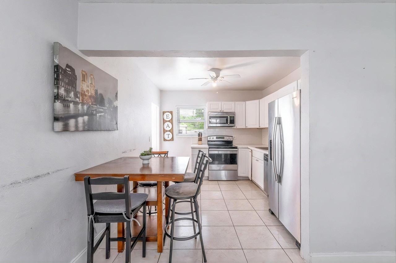 Sw 48th Ave - Photo 2 of 16