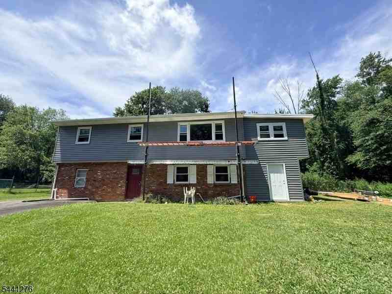 53 Birch Ave