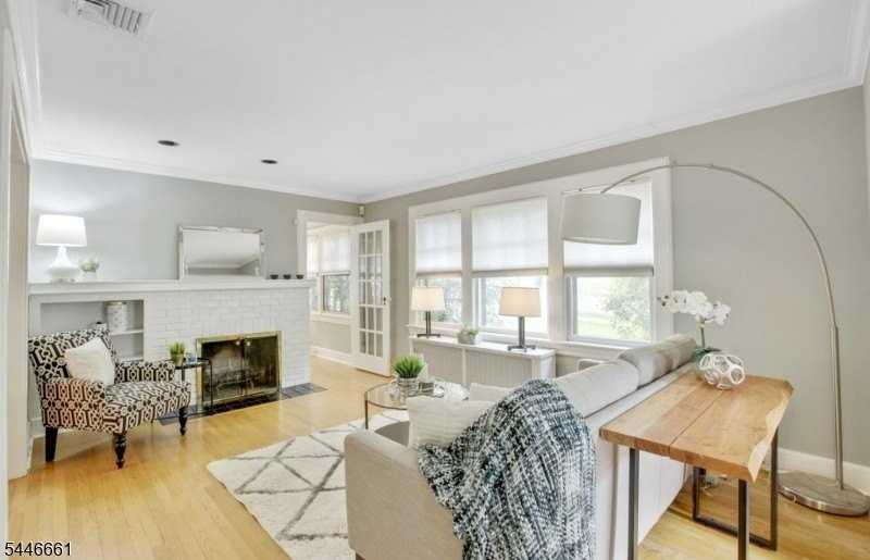 14 Edgewood Ter - Photo 3 of 23