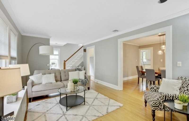 14 Edgewood Ter - Photo 4 of 23